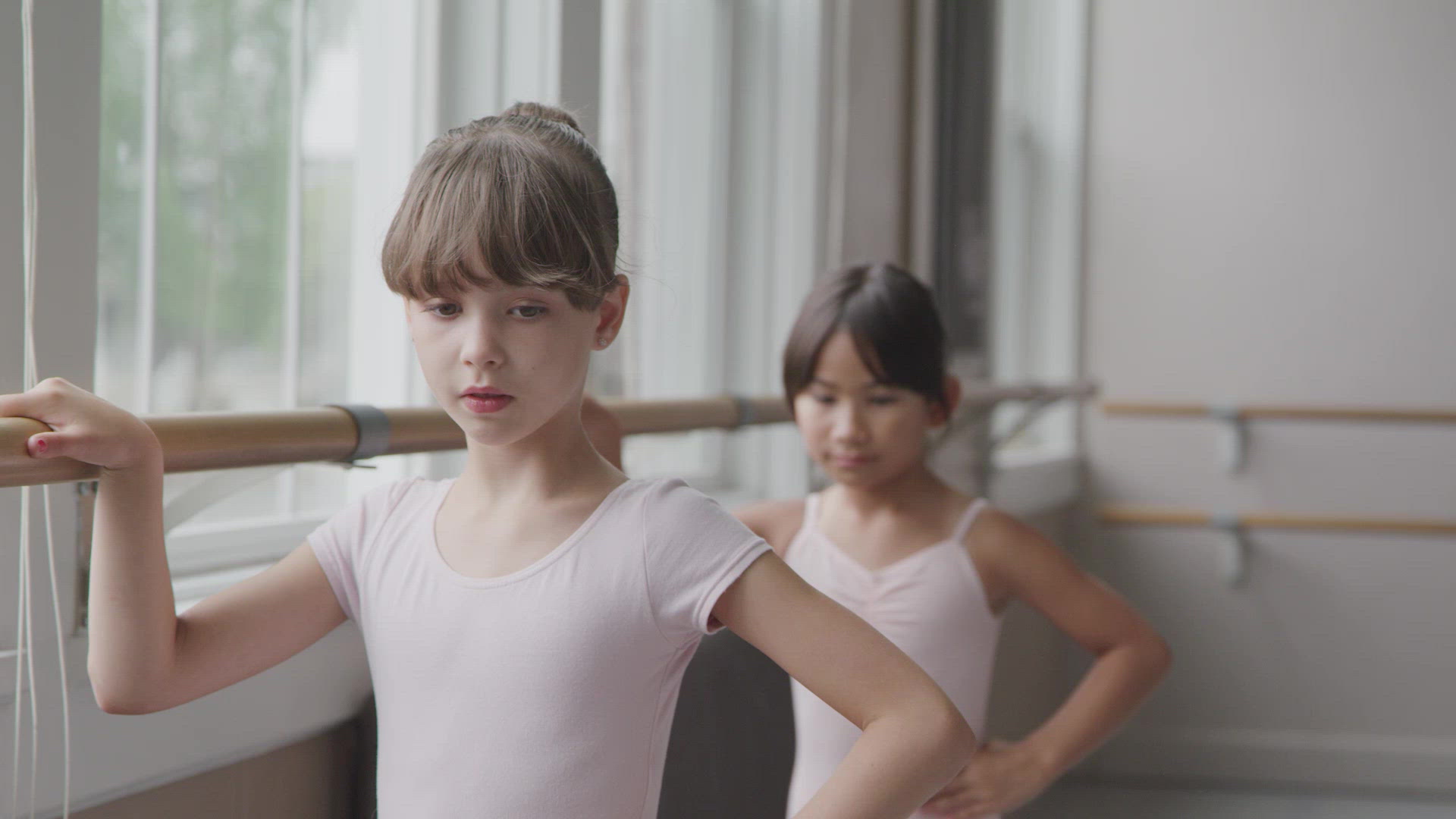 Young Girls at Ballet Practice – FILMPAC