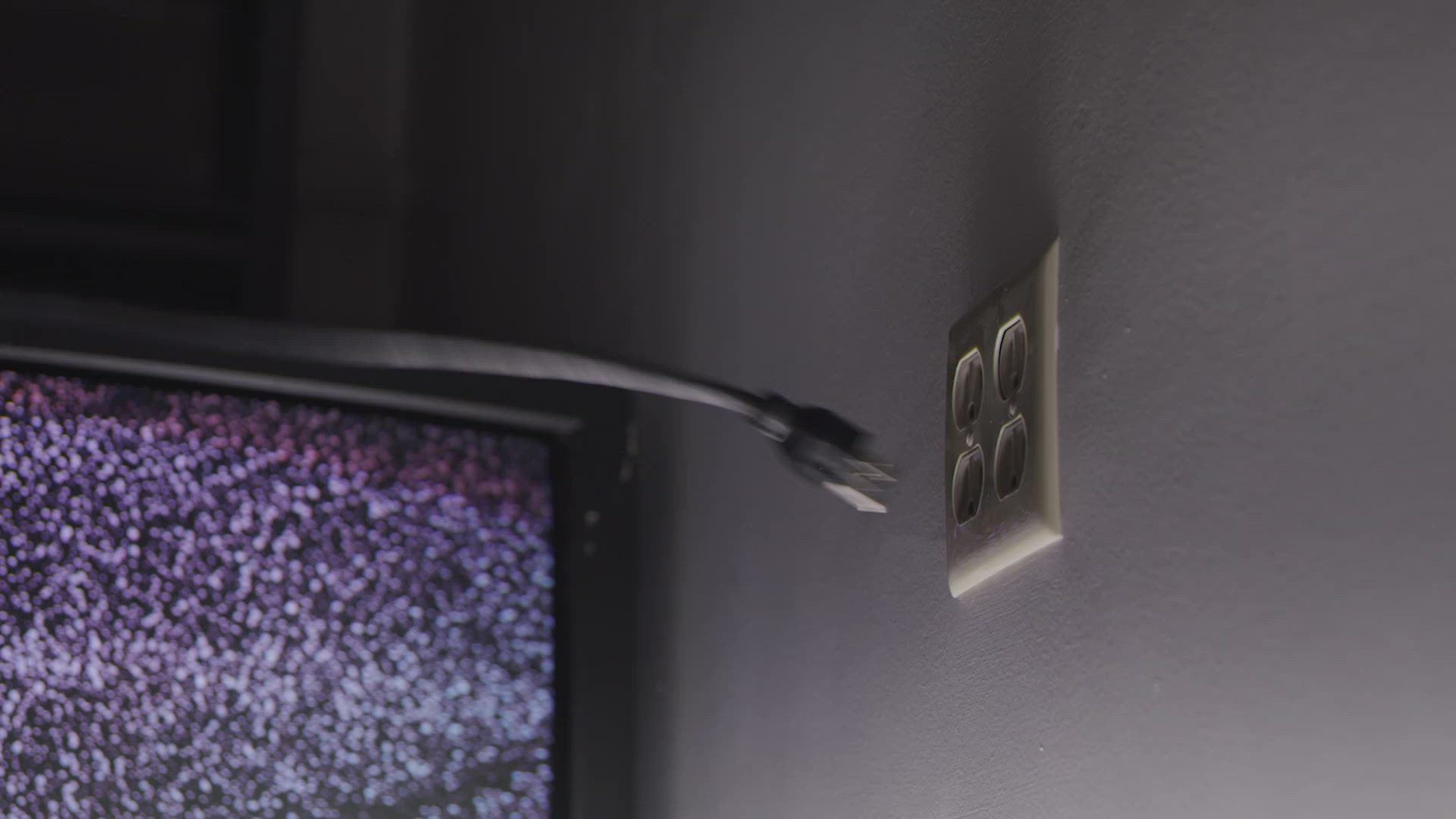 Plugging in TV FILMPAC