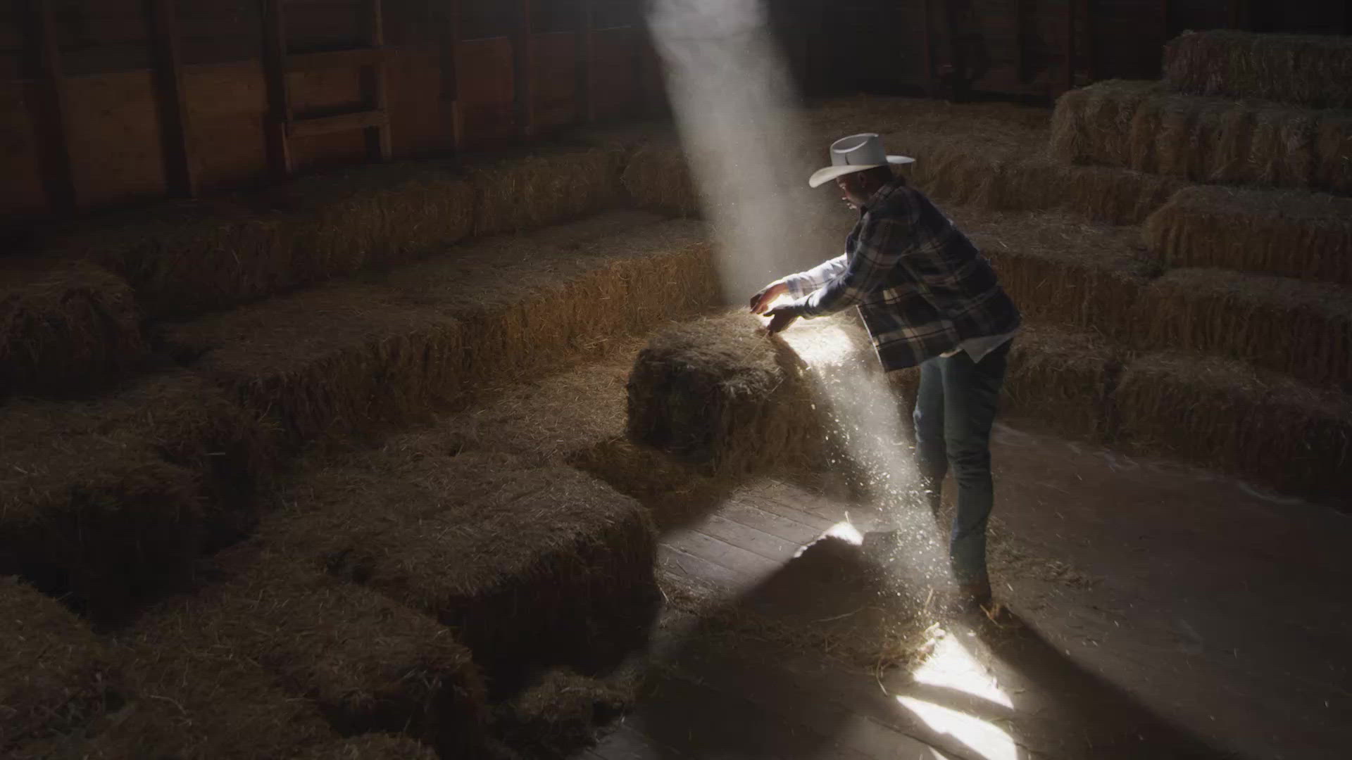 Cowboy Throwing Hay Bales FILMPAC
