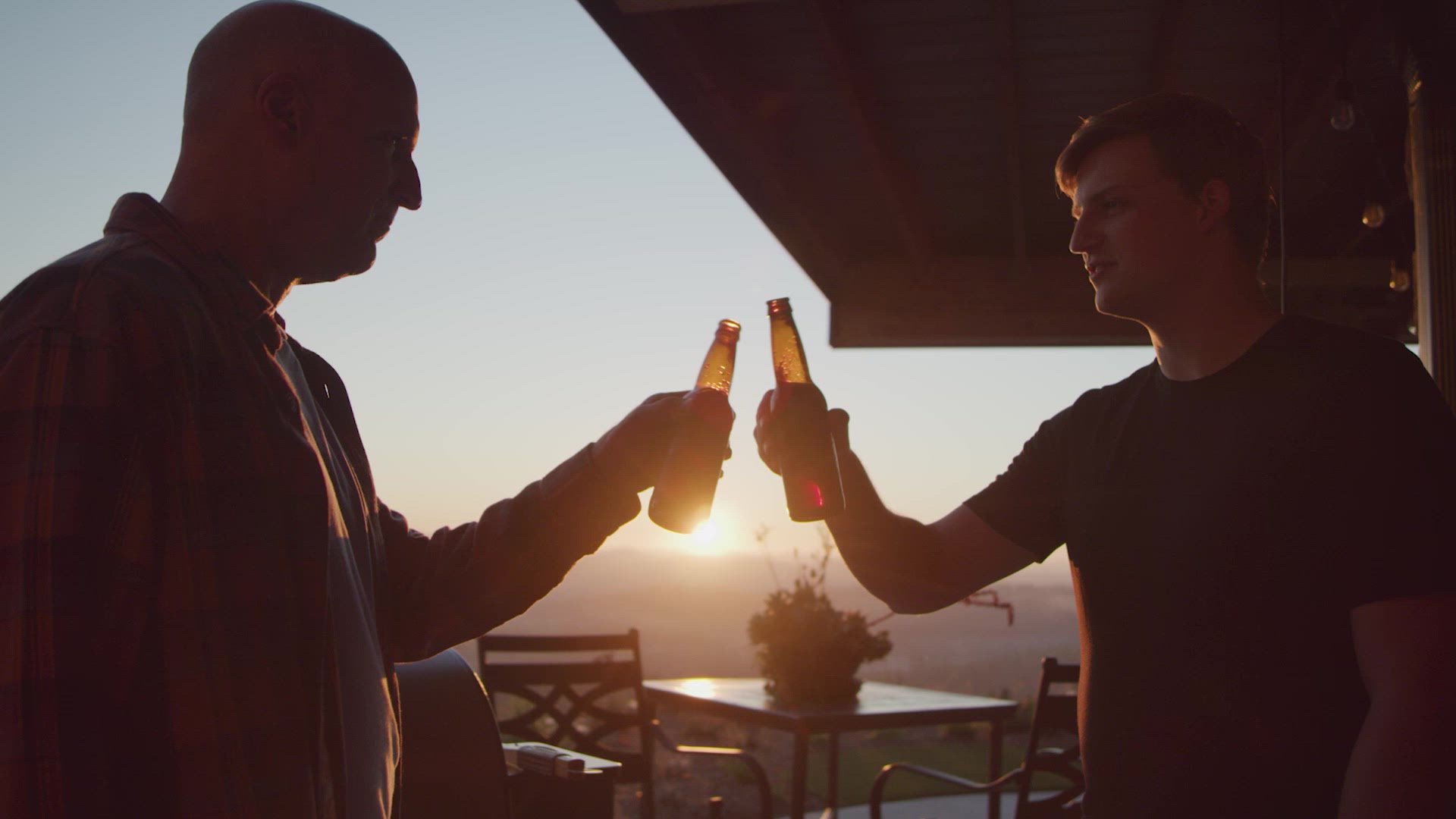 Father and Son Drinking Beer – FILMPAC