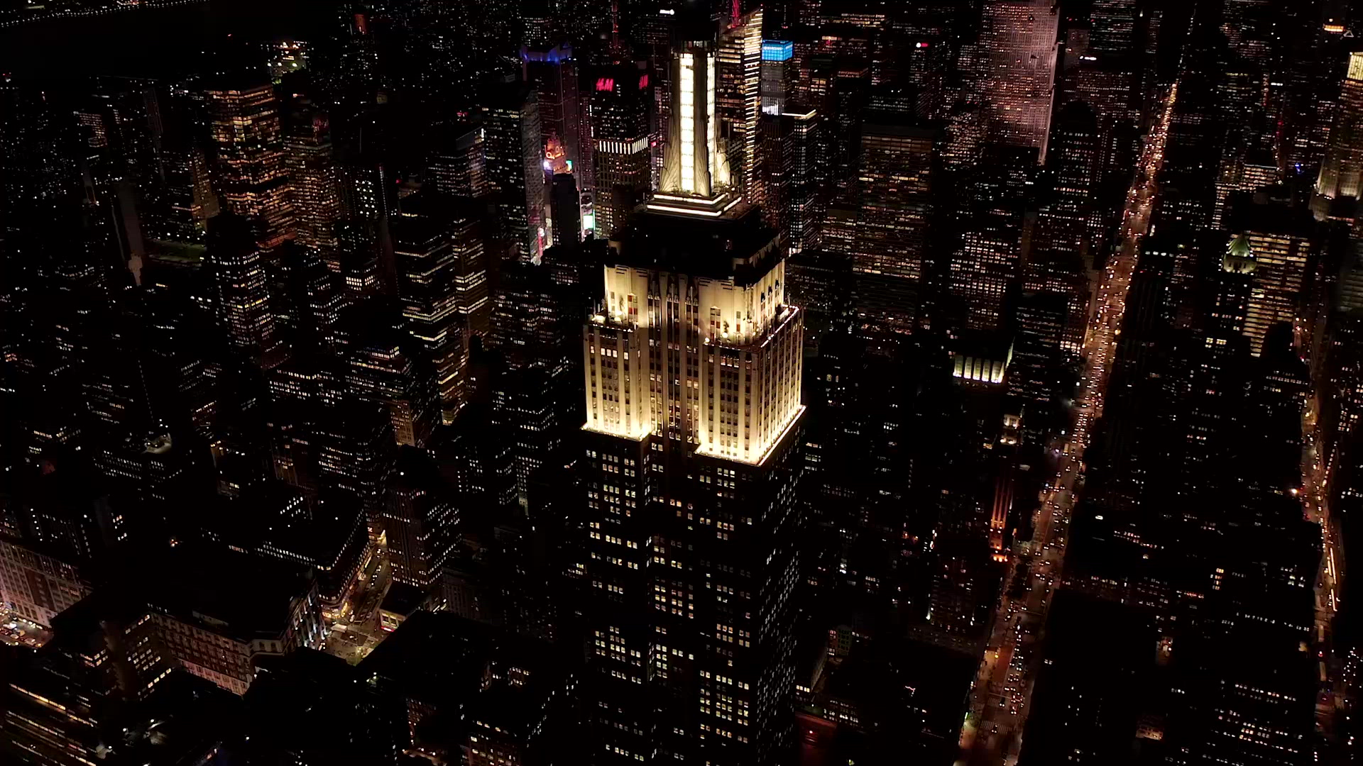 Night Aerials of the Empire State Building – FILMPAC